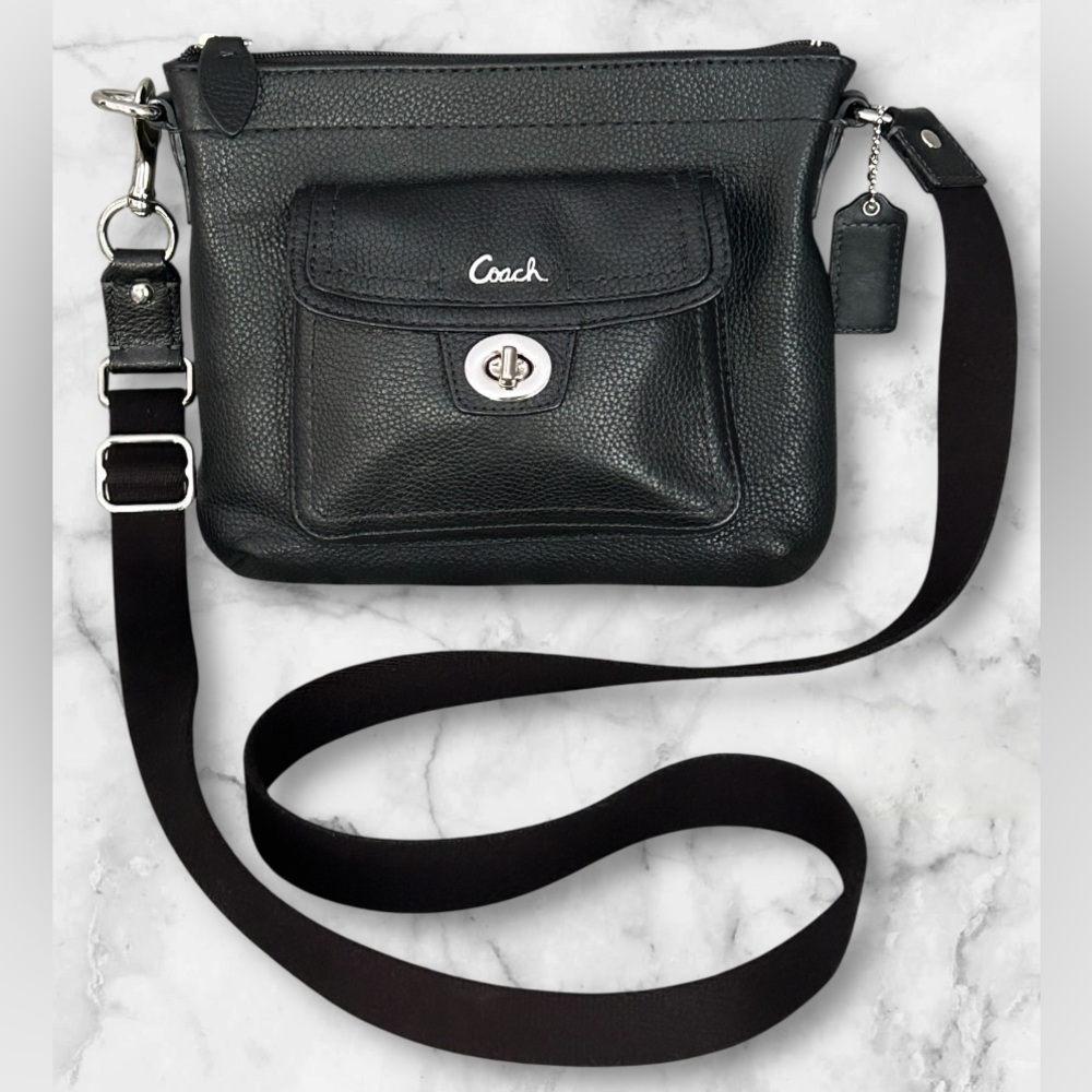Coach Black Pebbled Leather Penelope Crossbody Silver Hardware Turnlock Pocket - Picture 1 of 15